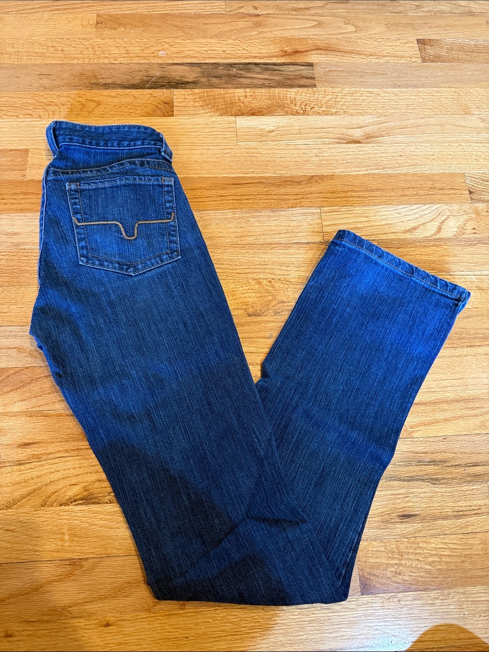 2/36 Kimes Betty Jeans